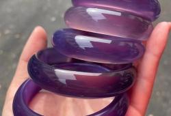 紫色玛瑙手镯是否染色(紫玛瑙可以戴睡觉吗)