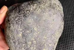 人工合成的翡翠原石有哪些种类(翡翠原石冰种有哪些种类)